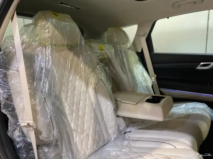 جنسس GV80 2023 ( رويال ) العداد 17 الف فقط 15