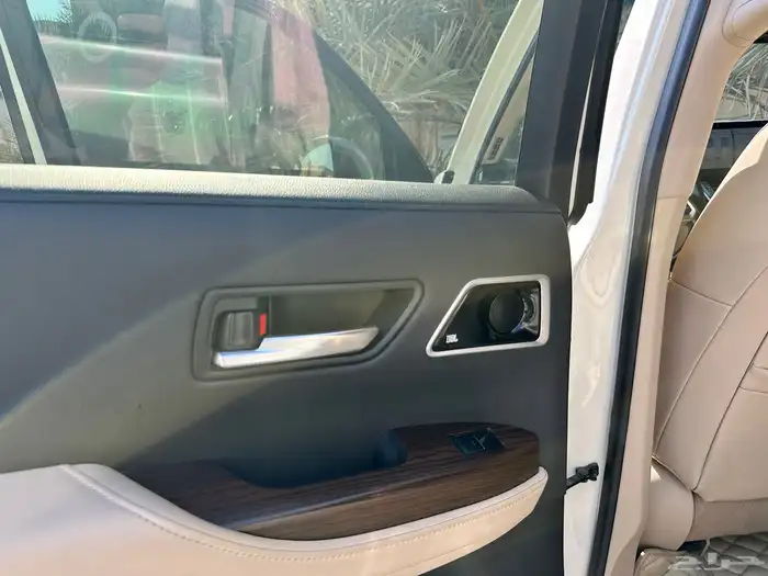 لاندكروزر 5Lالساير 32