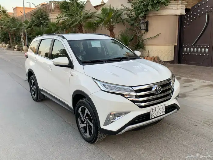 تويوتا راش 2022 بحالة الوكالة فل 14