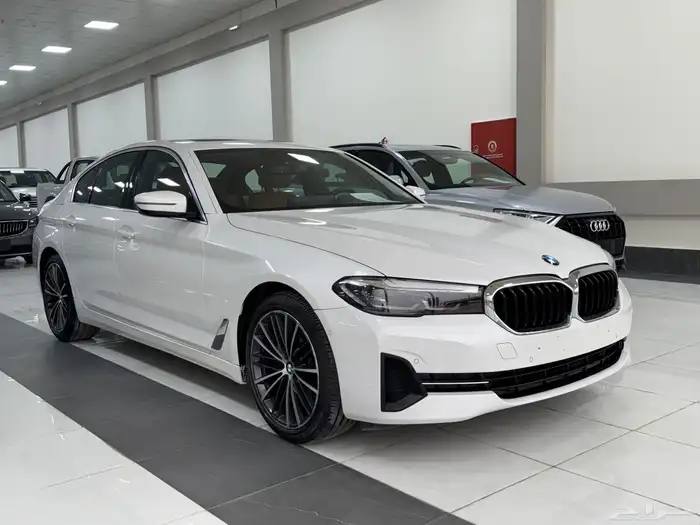 بي ام دبليو 520i 2023 مستخدم 1