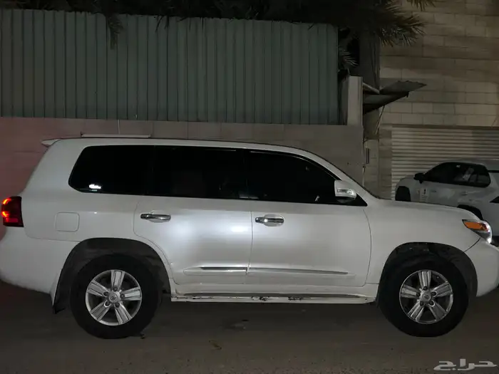 لاند كروزر 2014 gxr 1