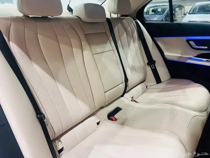 مرسيدس E 200 2025(عروض خاصة) 12