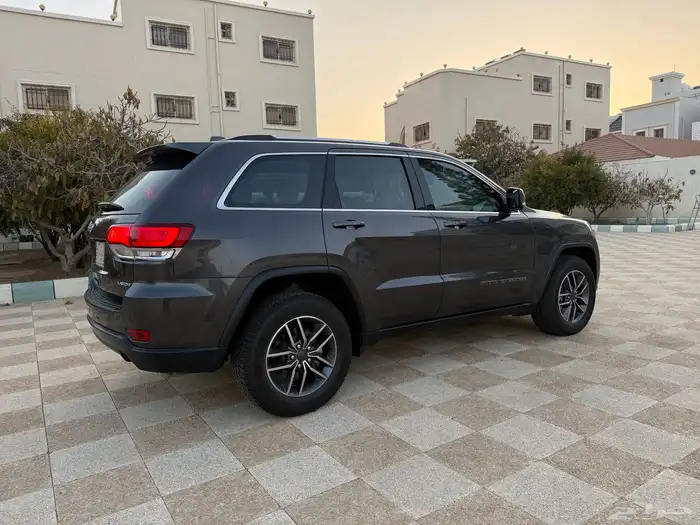 جراند شيروكي مخزن 2020 1