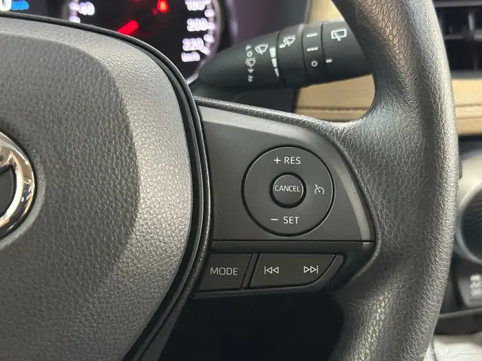 تويوتا راف فور XLE بنزين م2025 6