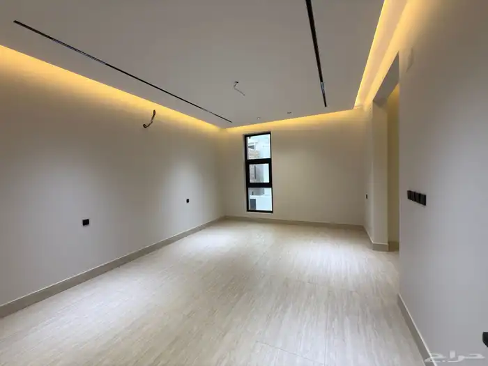 للبيع فلل مودرن دورين وملحق بتصميم عصري طريق المحاله 25