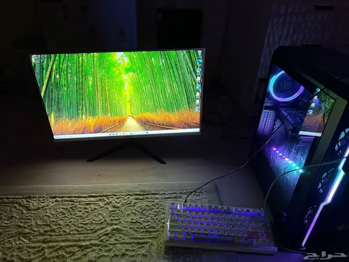 بي سي للبيع مع الشاشه 0