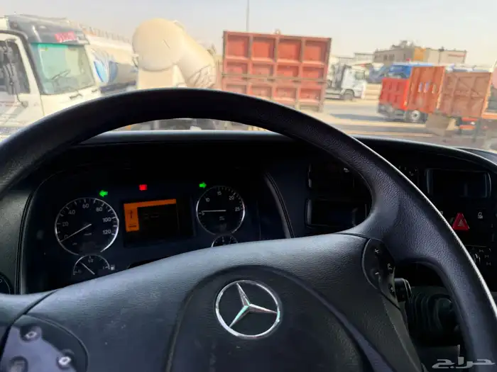 اكتروس 6x6 وايت 2009 جفالي 8 سلندر 3348 22