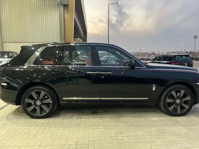 رولز رويس كولينان موديل 2019 4