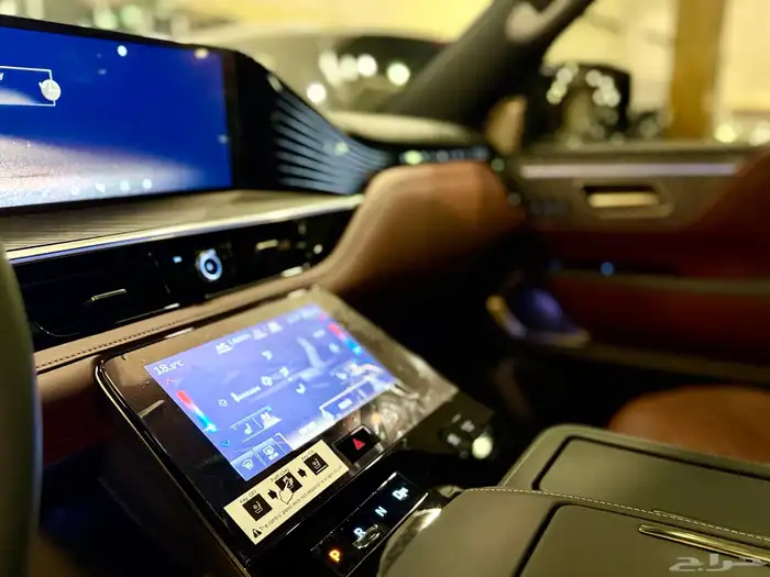 انفينتي QX80 2025 9