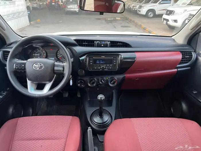 هايلوكس ديزل 2019 نظيف جدا لدى قمة الاطلال 31