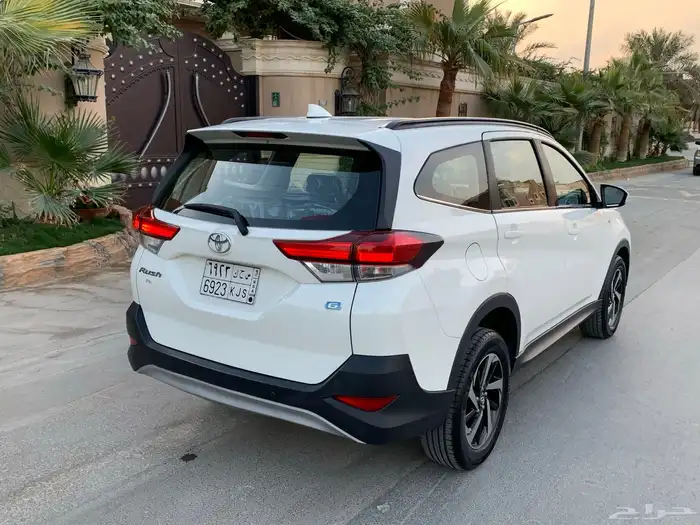 تويوتا راش 2022 بحالة الوكالة فل 19