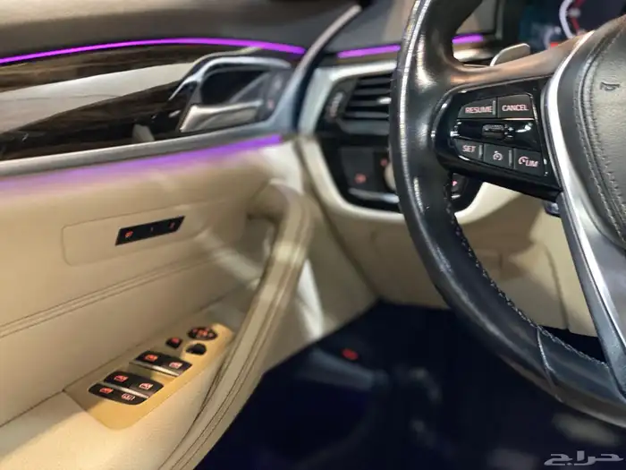 بي ام دبليو 520i 2023 بحالة ممتازة 22