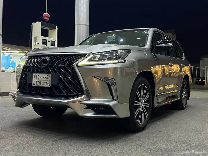 للبيع لكزس Lx 2018 فل كامل DD 43