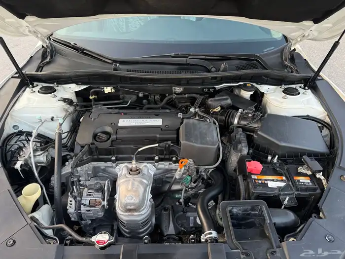 هوندا اكورد( 2016 ) قمه في النظافه 6