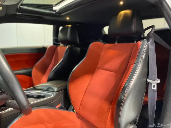 دودج تشالنجر GT 2019 عداد 62 الف بحالة الوكالة 23