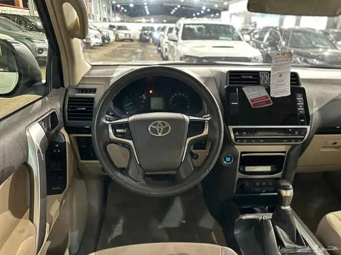 برادو 2023 فل كامل 6سلندر فتحة 9