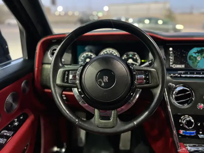 رولز رويس كولينان موديل 2019 10