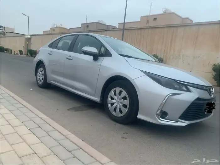 كورولا 2023 للبيع 3