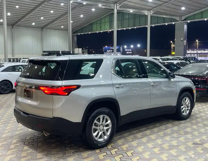 شفروليه ترافيرس موديل 2022 4