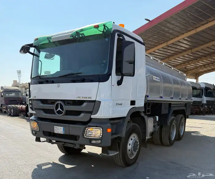 اكتروس 6x6 وايت 2009 جفالي 8 سلندر 3348 3