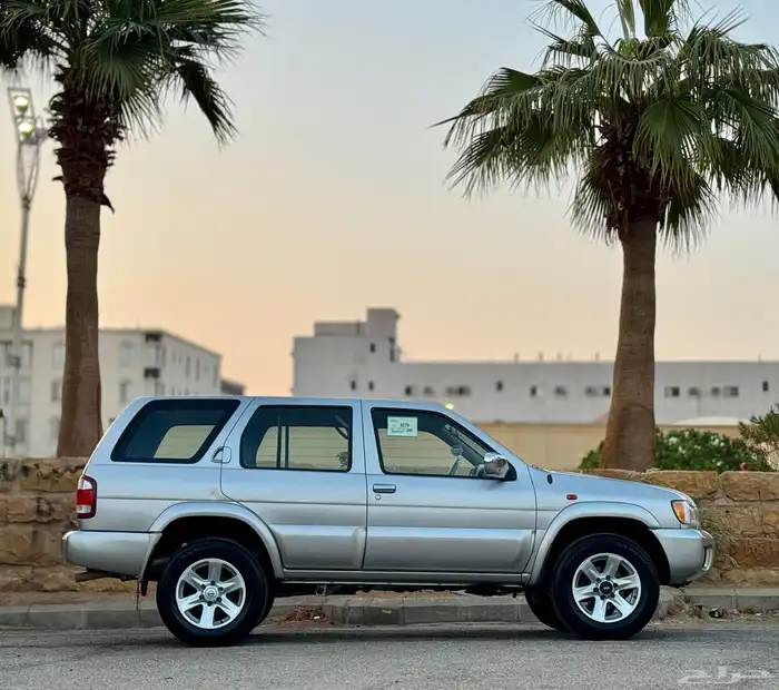 للبيع نيسان باثفندر 2005 ((نظيف)) 17