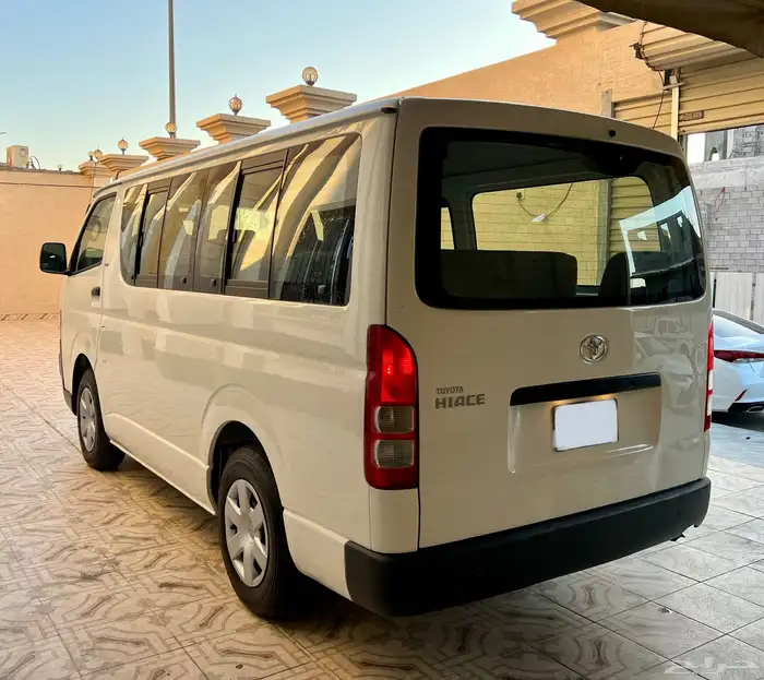 تويوتا هايس 2007 عداد 3 الاف فقط 2