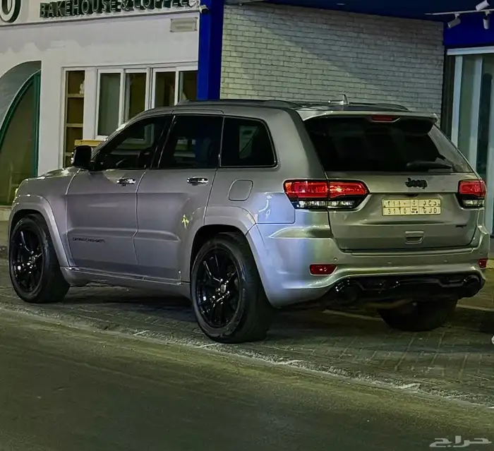 جراند شيروكي ليمتد 2014 3