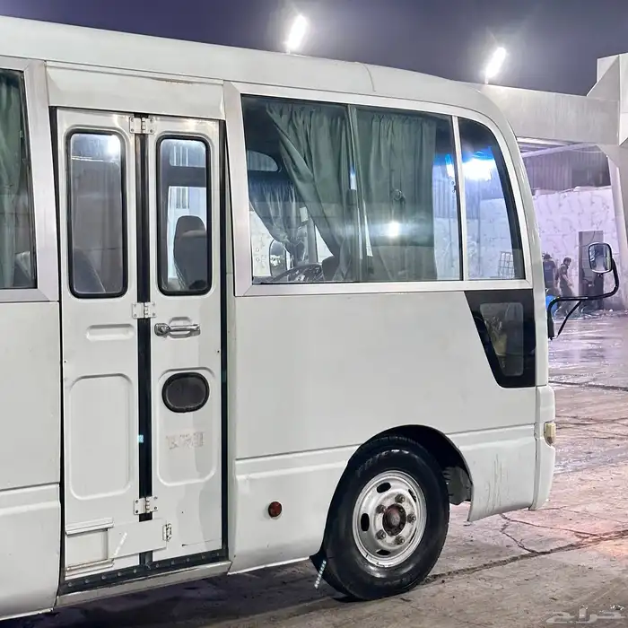 باص نيسان سيلفيان 2016 ديزل 30 راكب 16