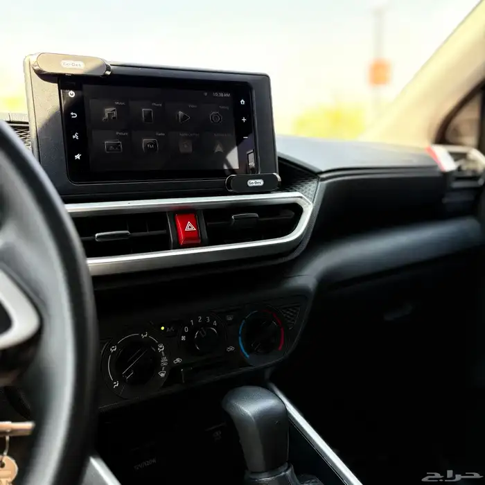 للتنازل تويوتا 2022 مفحوص ومجدد على الشرط 5