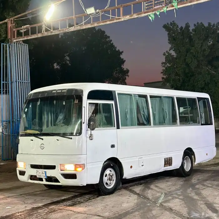 باص نيسان سيلفيان 2016 ديزل 30 راكب 0