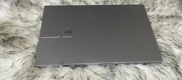 لابتوب Asus مع ملحقاته ( شنطة - ماوس - شاحن ) 0