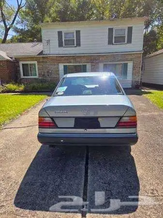 للبيع مرسيدس موديل 1990 Mercedes-Benz 300 2
