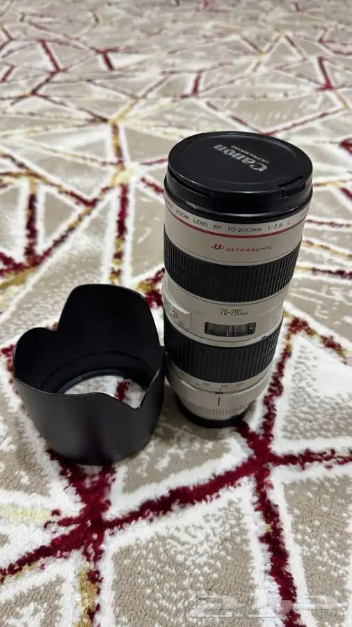 عدسه كانون الاصدار الاول 4