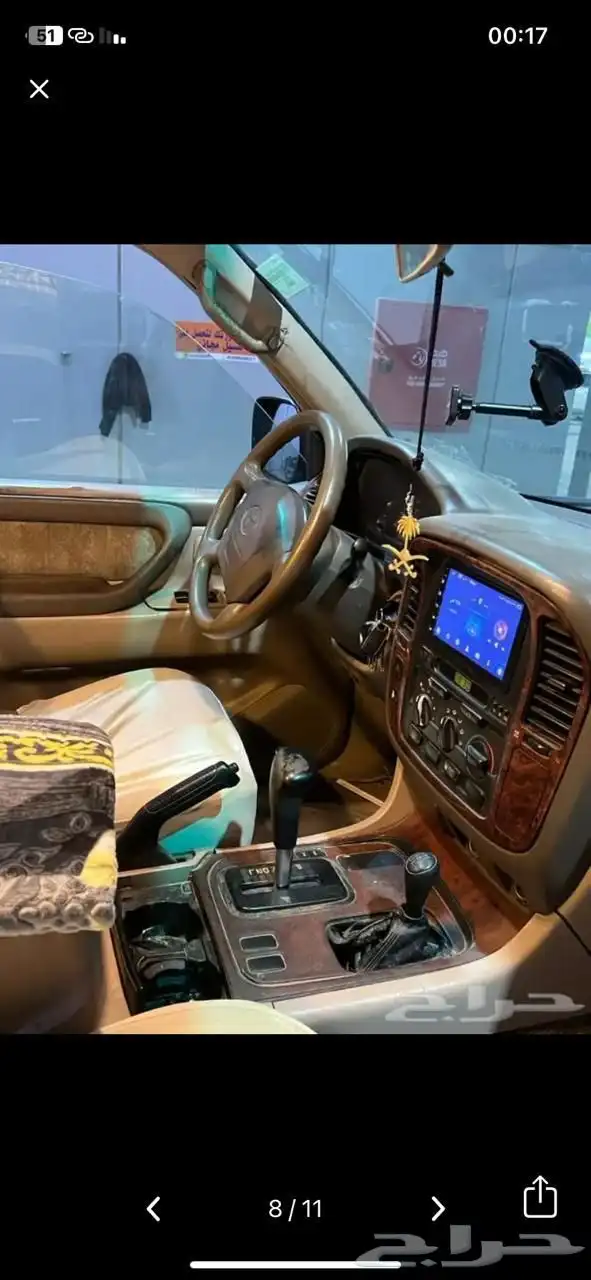 جيب صالون تايوتا موديل 2000 1