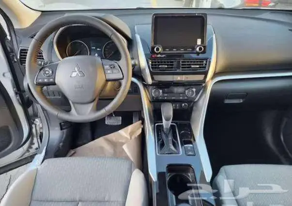 ميتسوبيشي اكليبس كروس GLS - HL موديل 2025 8