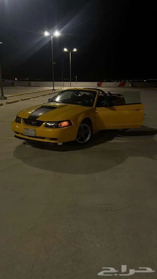 موستنق 1999 v8 6