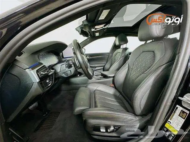 2021 بي إم دبليو 530i 11