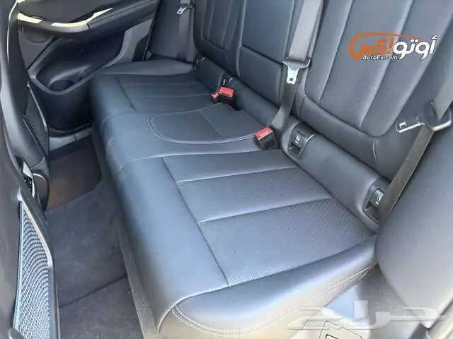2024 بي إم دبليو X4 30i 7