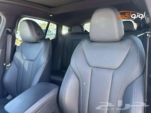 2024 بي إم دبليو X4 30i 12