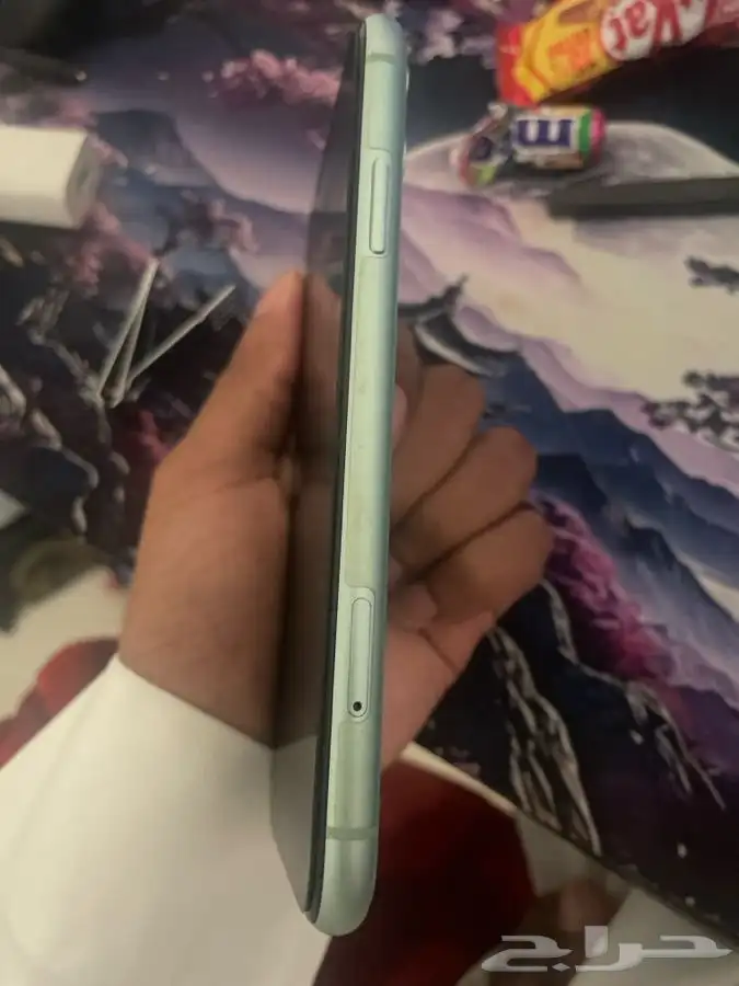 ايفون 11 ما انفك ولا تغير فيه ولا عمره طاح مني الجهاز نضيف 2