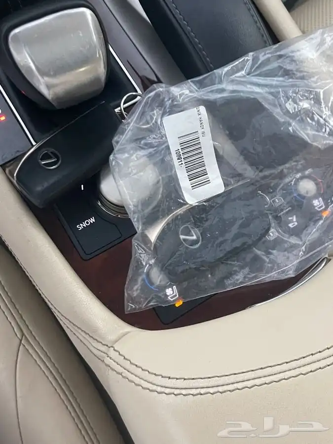 لكزس LS460L فل كامل 22