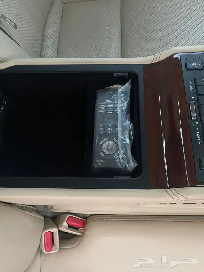 لكزس LS460L فل كامل 20