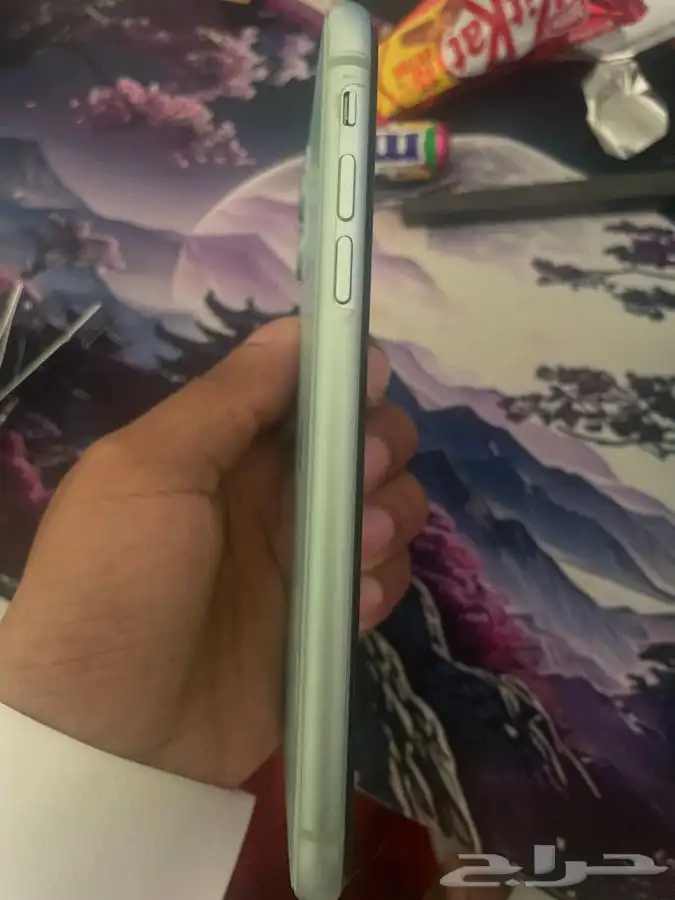 ايفون 11 ما انفك ولا تغير فيه ولا عمره طاح مني الجهاز نضيف 1