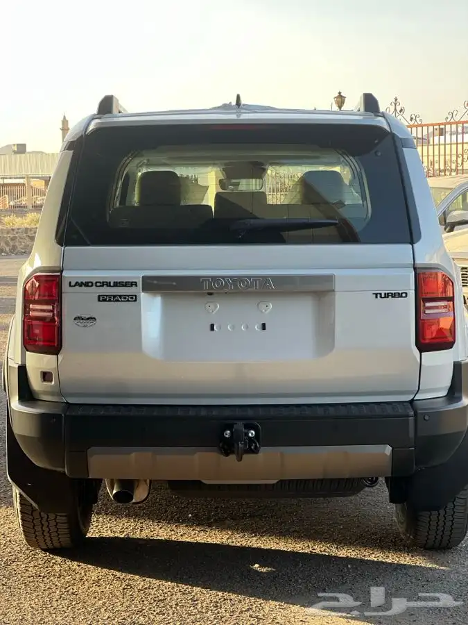 تويوتا برادو 2025 TXL3 بنزين 3