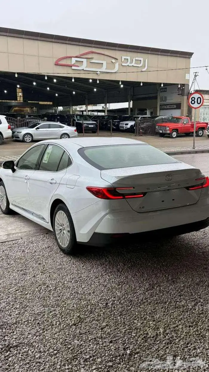 عرض خاص تويوتا كامري 2025 LE بنزين سعودي117 3