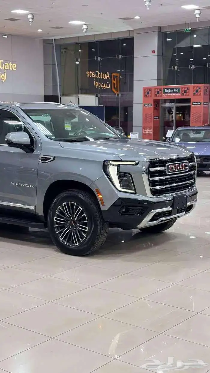 جي ام سي يوكن الفيشن 2025 1