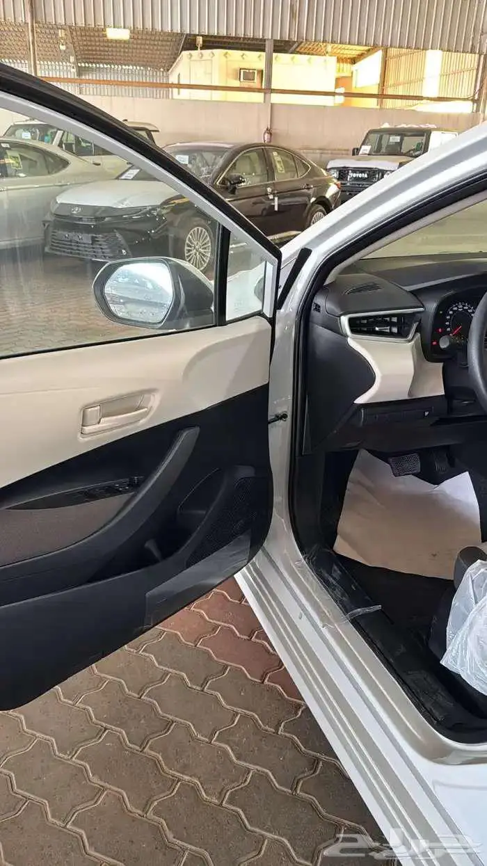 تويوتا كورولا XLI 2026 ستاندرد 2.0 CC كاش واقساط 8