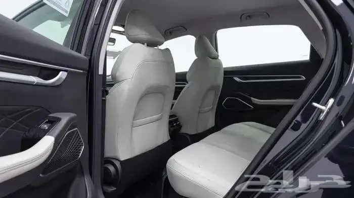 جيلي امجراند ستاندر 1.5 2025 8