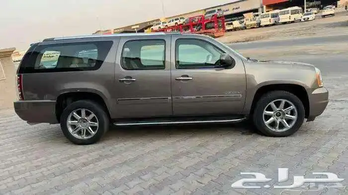 جي ام سي يوكن 2012 ديتالي XL 4