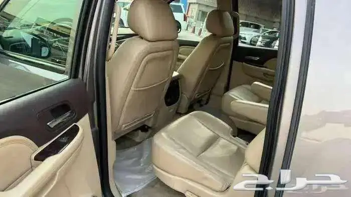 جي ام سي يوكن 2012 ديتالي XL 10